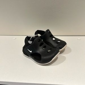 Nike Sunray Sandal/Water Shoe